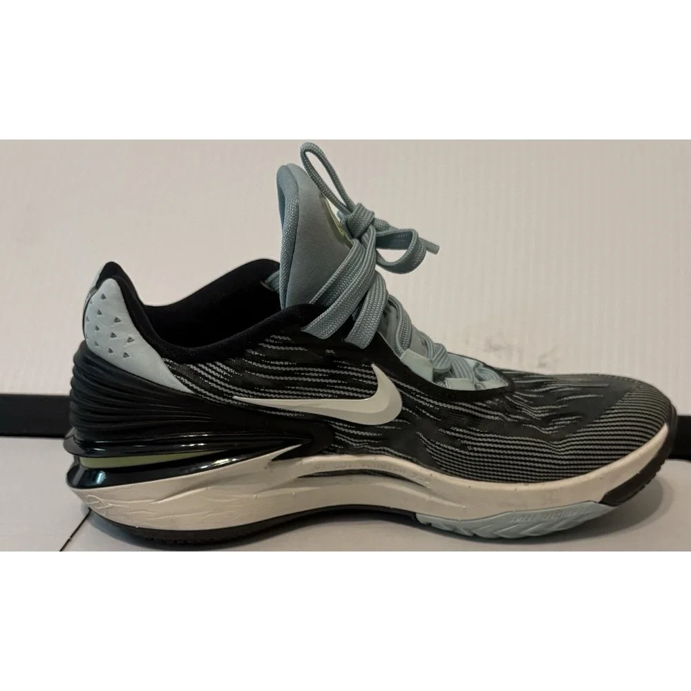 Nike Women's Air Zoom G.T. Cut 2 